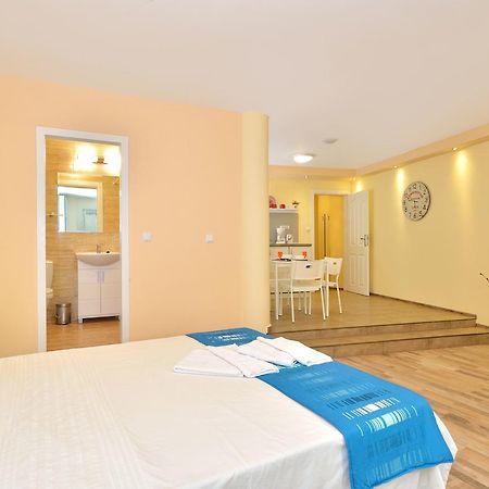 Central Studio #2 Burgas Екстер'єр фото