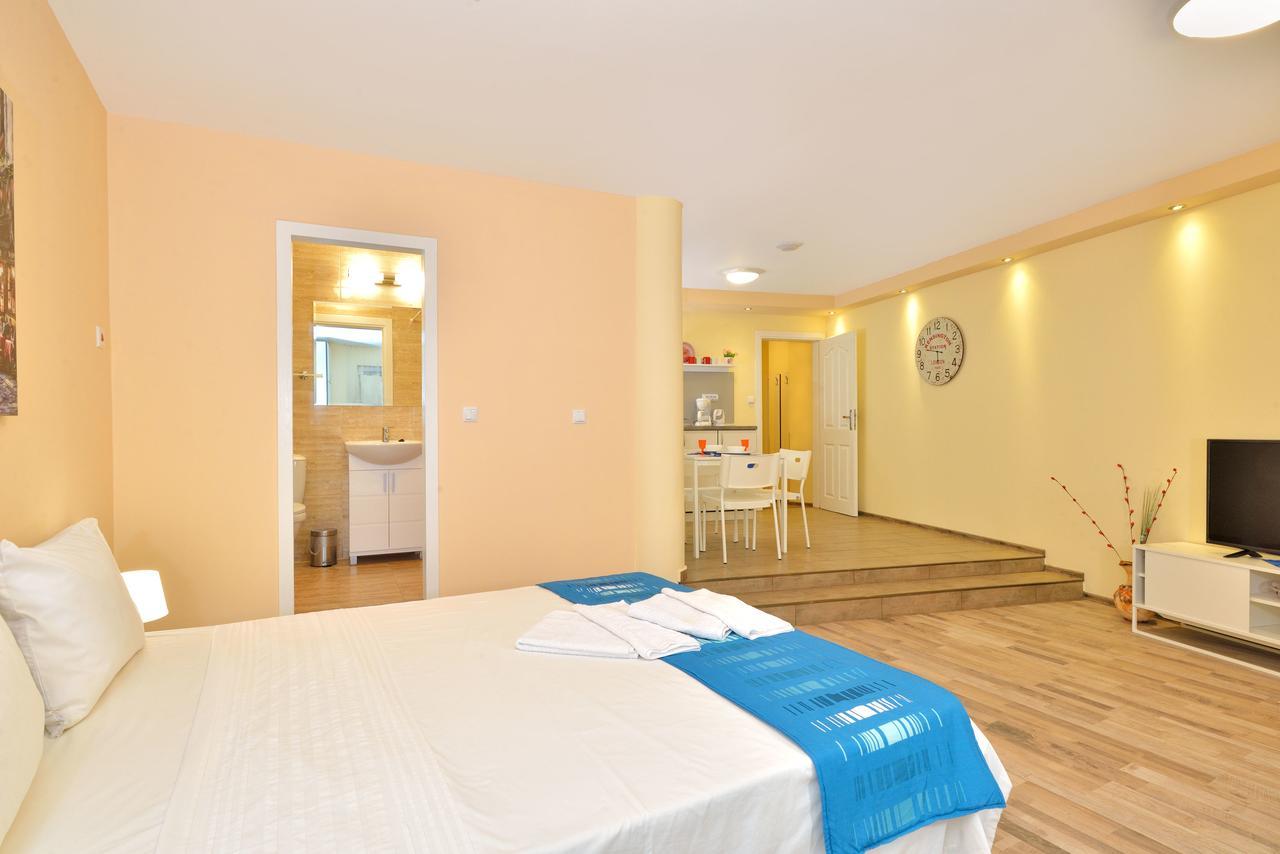 Central Studio #2 Burgas Екстер'єр фото